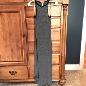 Black and white dress